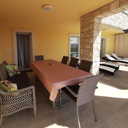 Luxury Villa Lidija Brzac Buitenkant foto
