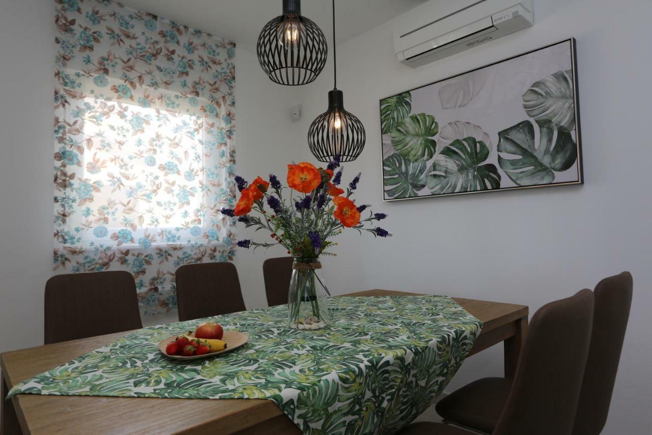 Luxury Villa Lidija Brzac Buitenkant foto