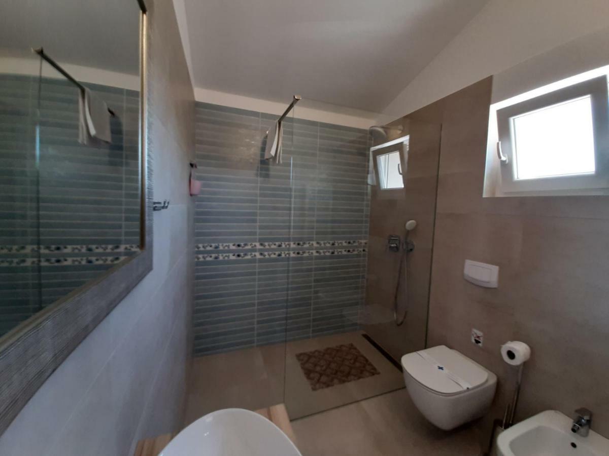 Luxury Villa Lidija Brzac Buitenkant foto
